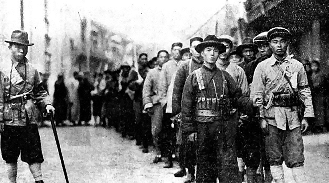 Armed workers in Shanghai uprising 1926-27